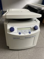 Eppendorf chlazená centrifuga CFG 5415R
